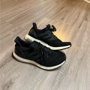 Women’s Adidas Black and White Athletic Sneakers - Size 7